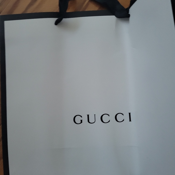 Gucci paper bag Medium - Picture 2 of 2